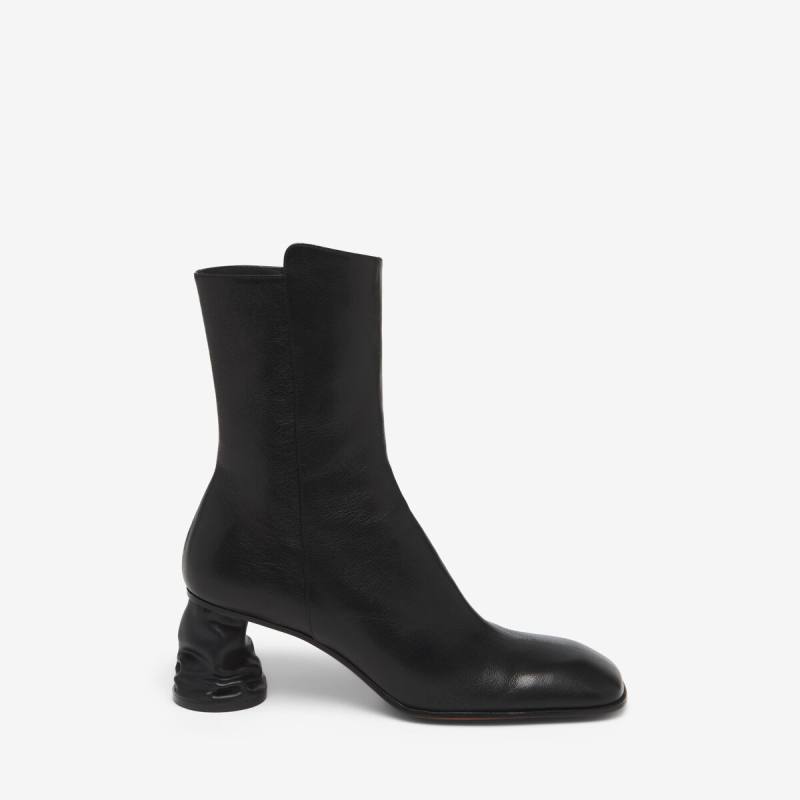 ALEXANDER MCQUEEN - Crush Ankle Boot - Item 808145WHABR1000